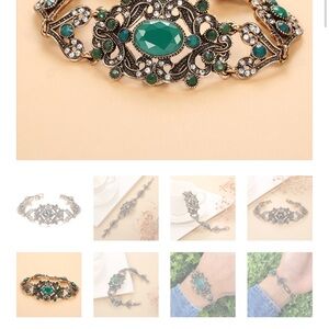 Elegant Green and Gold Bracelet